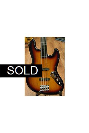 Squier Vintage modified Jazz Bass, fretless Squier Vintage modified Jazz Bass, fretless
